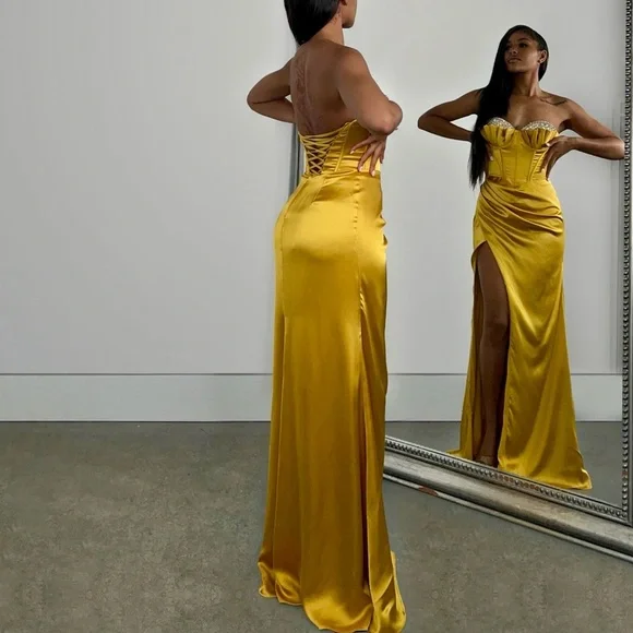 Alglist Gold Pleated Corset Prom Gown NWT - Picture 3 of 5